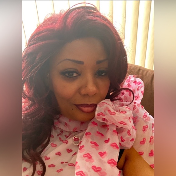 Red & White Chiffon 💋 Lips Sleeveless Blouse w/Side Collar Bow, EUC - Picture 14 of 14